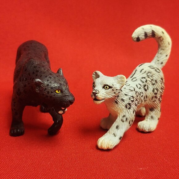 Black Panther Snow Leopard Cub Figures Two Animal figurines - Picture 1 of 11